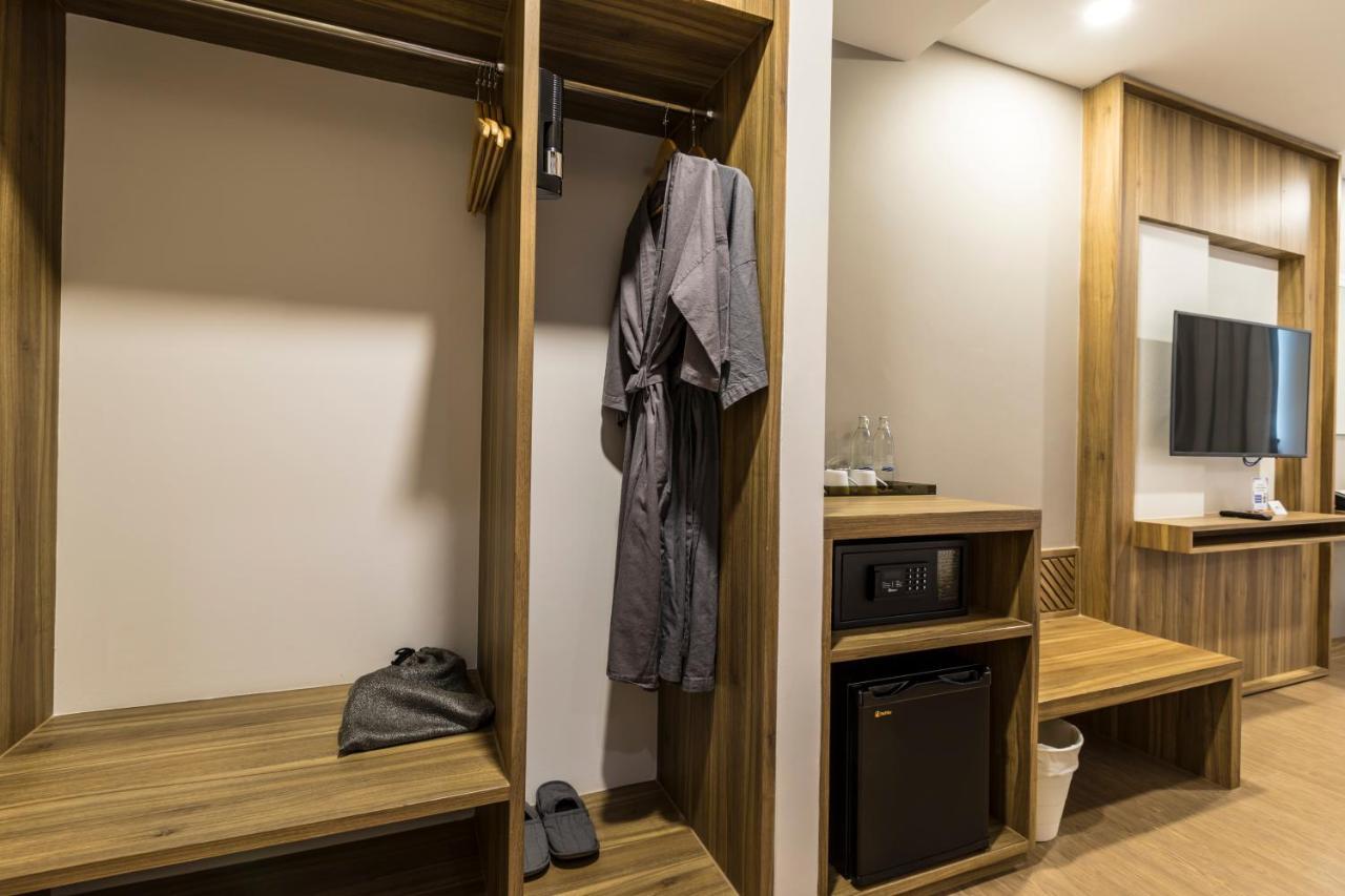 Deluxe Double Bed Room