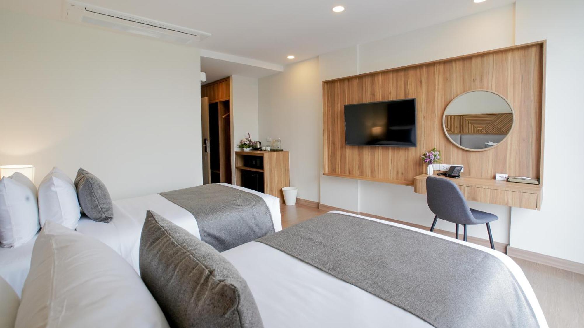 Deluxe Twin Room